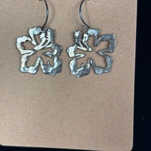 Silver Hawaiian Hibiscus Earrings